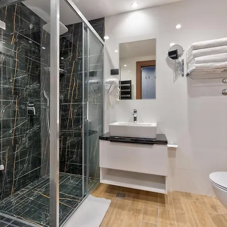 Queen Of 4* Zlatibor