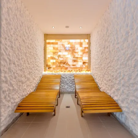 Queen Of Apartmanhotel